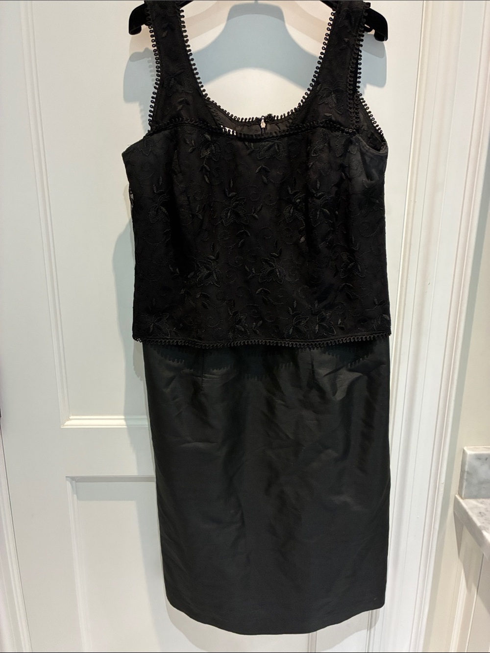 Vintage Marlene Wilson Black Embroidered Lace Sheath Dress 👵MT